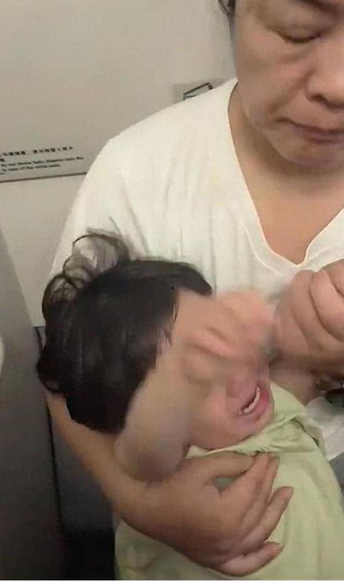 小孩哭的视频,揭开幼儿情感表达的神秘面纱