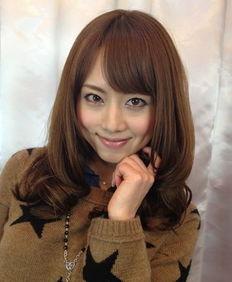 吉沢明步视频,性感女神的激情演绎