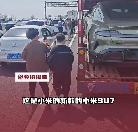 高速堵车视频,车流如织，拥堵成常态