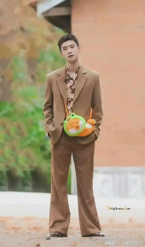 男星吃瓜爆料图片高清壁纸,高清壁纸下的娱乐圈揭秘