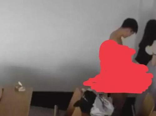 教室吃瓜爆料,揭秘校园里的那些秘密与趣事