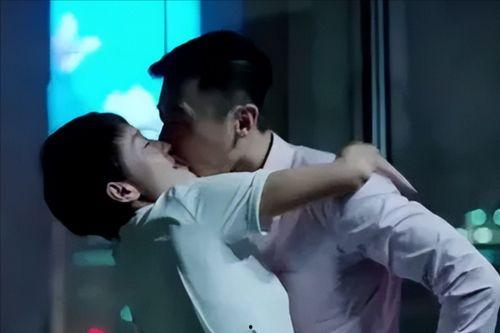 接吻的视频,接吻视频捕捉浪漫瞬间