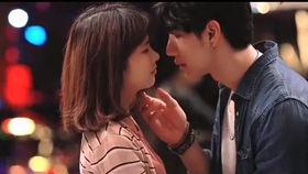 夫妻接吻视频,接吻视频背后的温馨故事